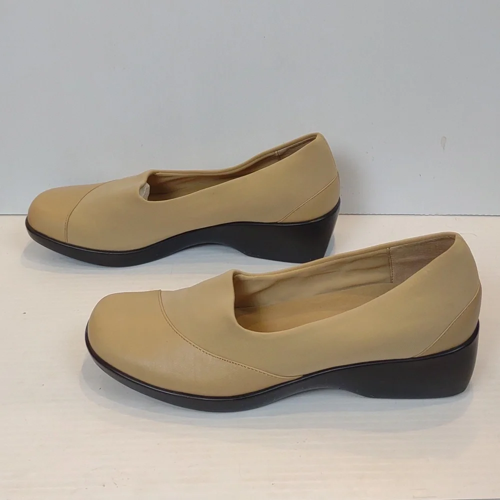 Easy Spirit Englewoodt Slip On Tan Leather/ Soft Microfiber Loafer Wedges